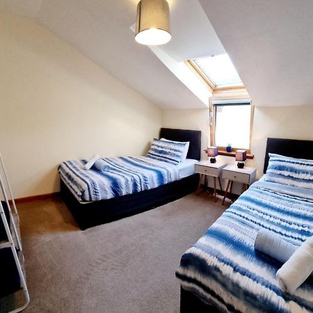 Stylish 2 Bedroom - 2 Miles Inverness City Centre Extérieur photo