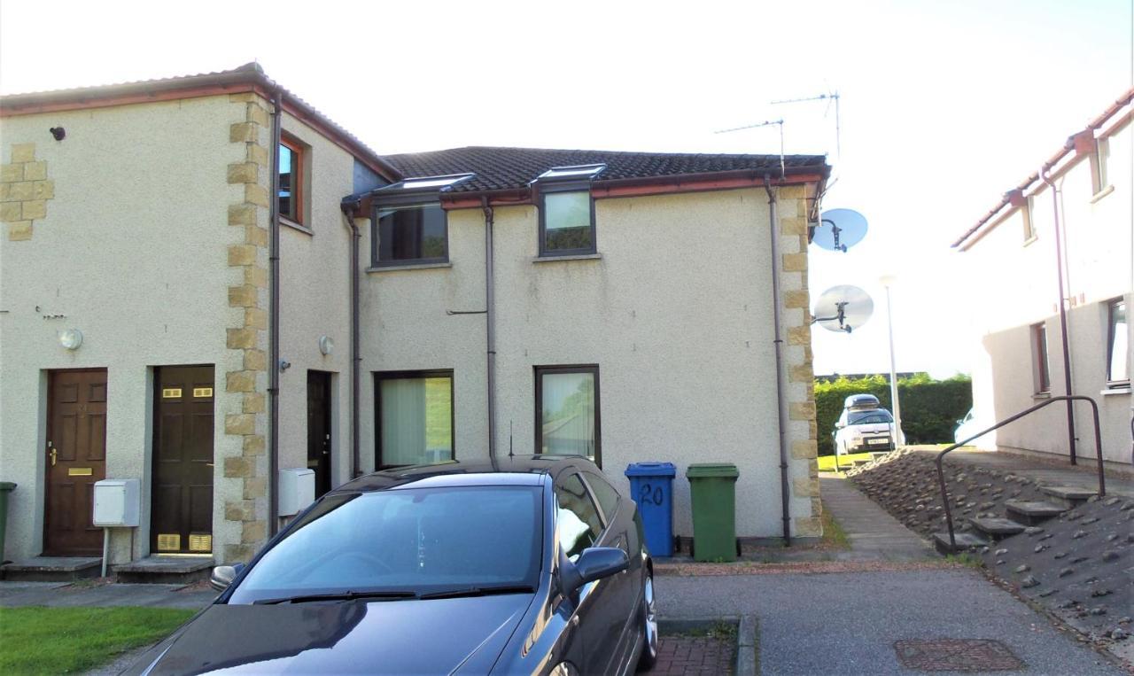 Stylish 2 Bedroom - 2 Miles Inverness City Centre Extérieur photo