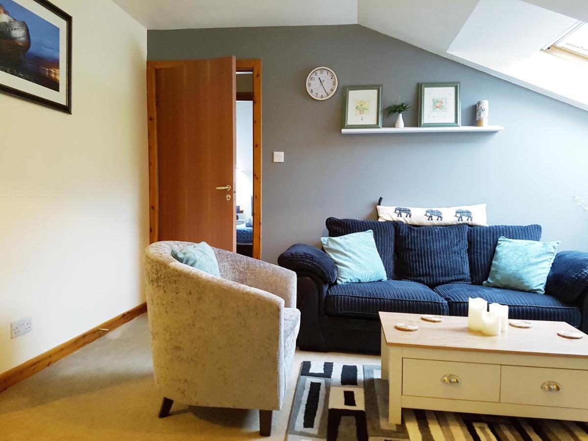 Stylish 2 Bedroom - 2 Miles Inverness City Centre Extérieur photo