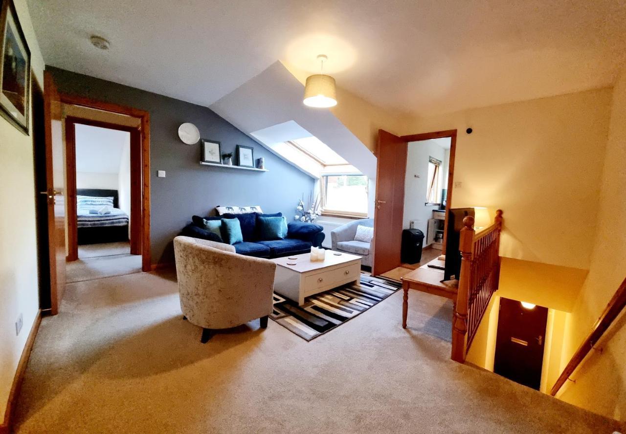 Stylish 2 Bedroom - 2 Miles Inverness City Centre Extérieur photo